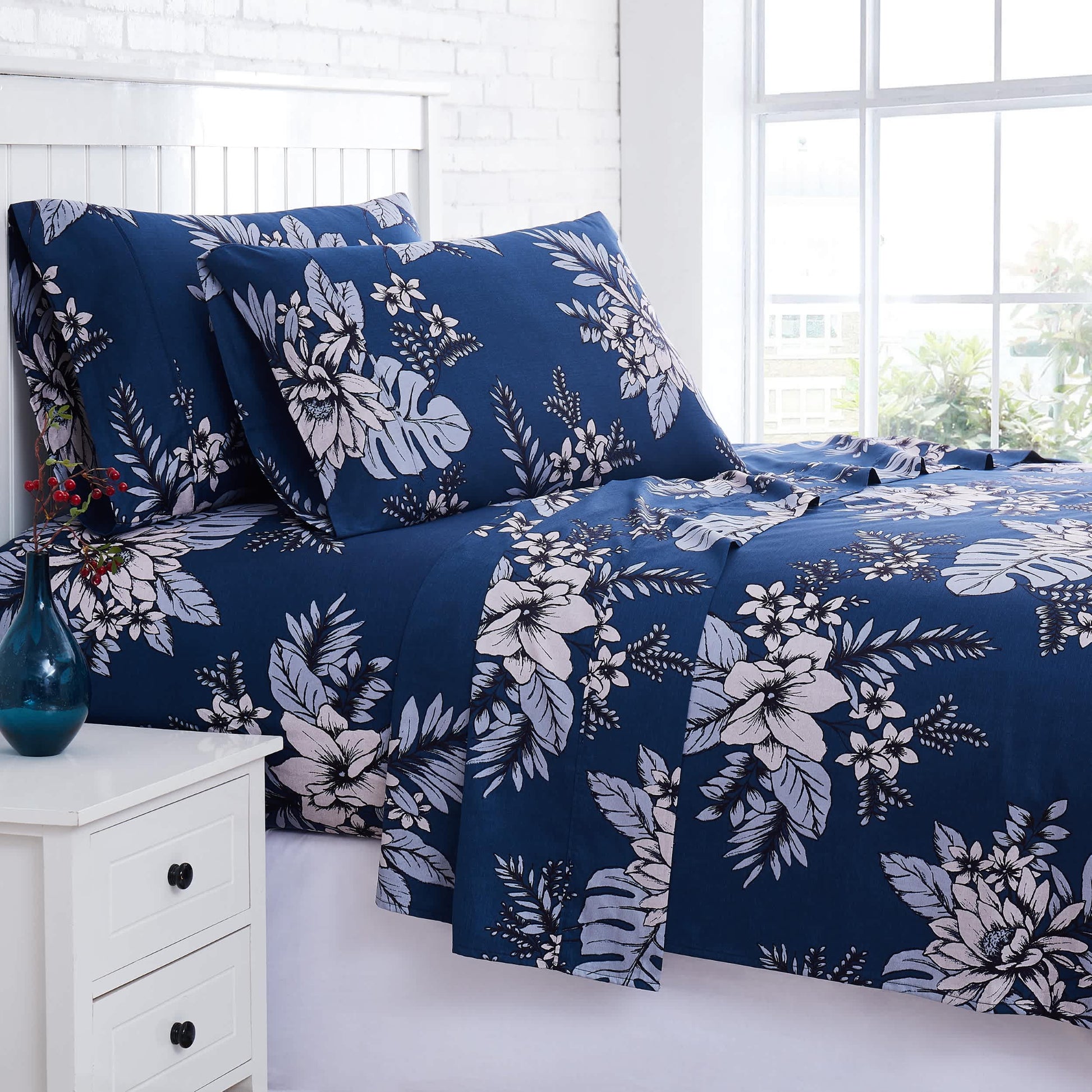 Flora Blue-