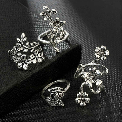 Silvertone Floral Leaf Ring Set
