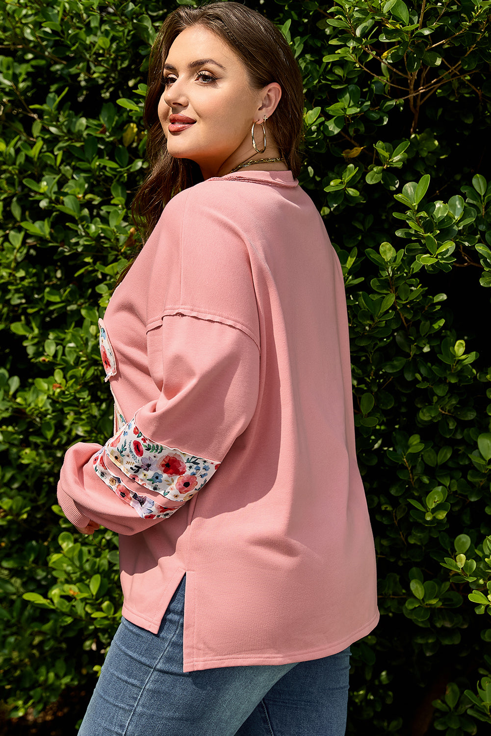 Threaded Pear Elizabeth applique Drop Shoulder Sweatshirt