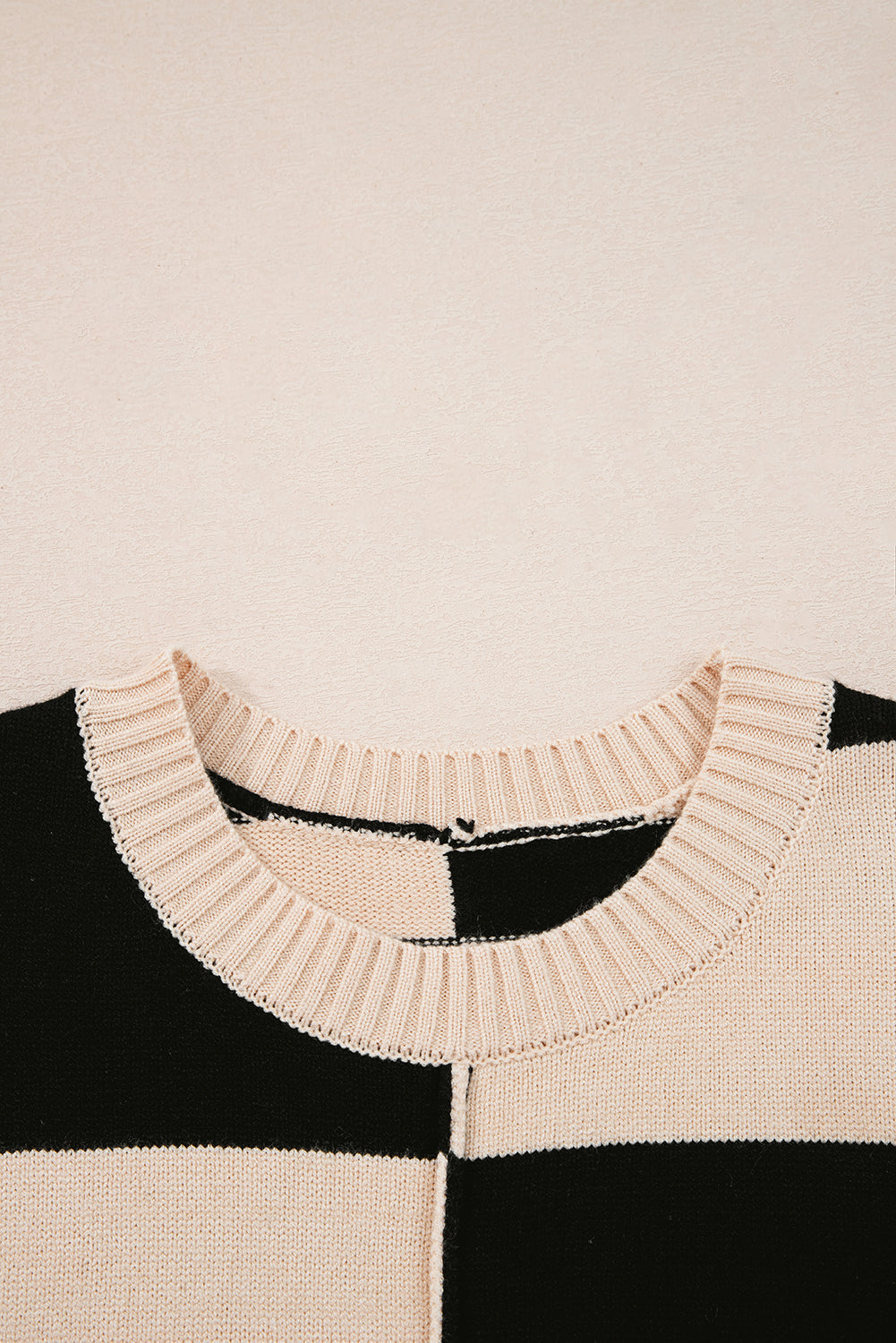 Threaded Pear Sofia Waist Splicing Hem Sweater