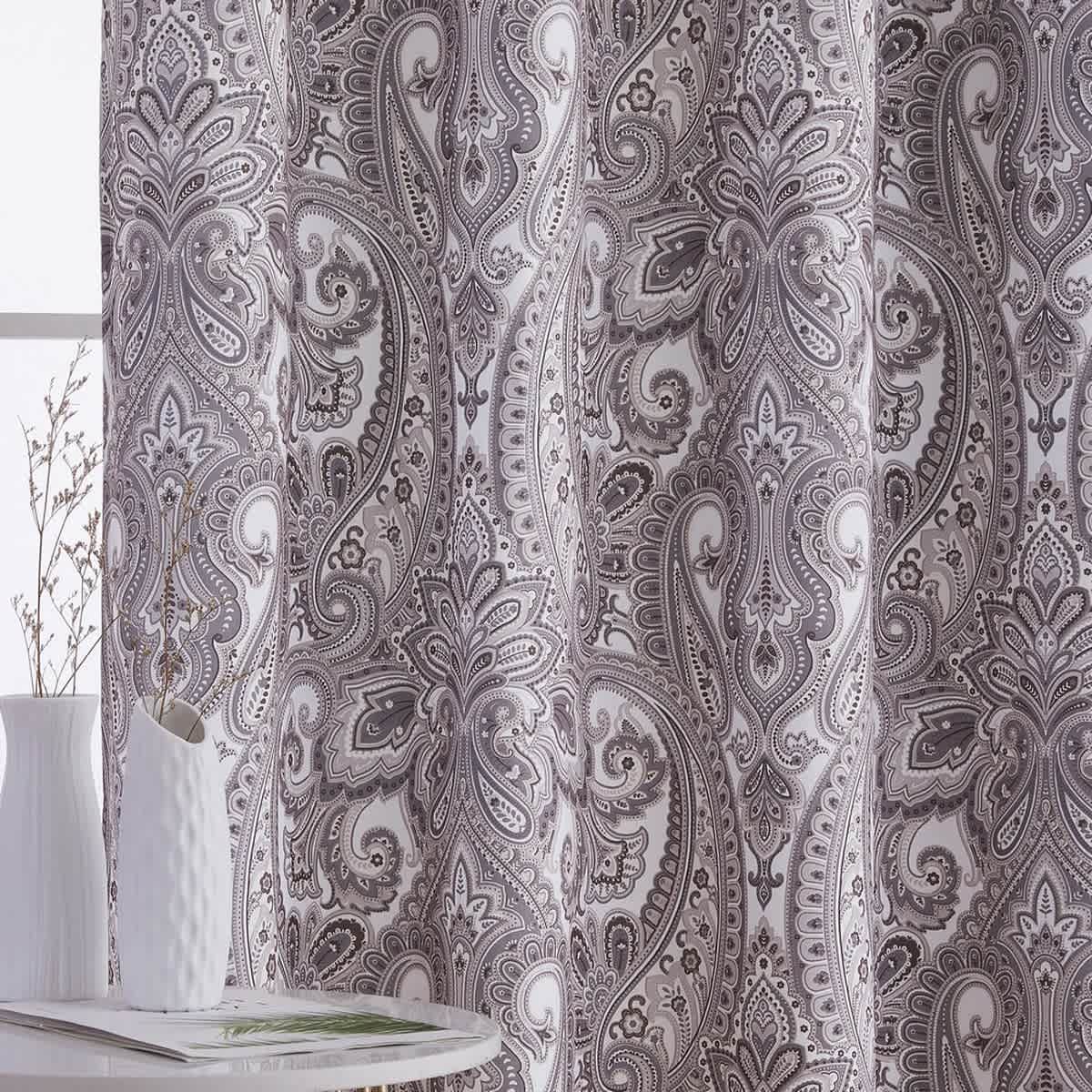 Taupe-