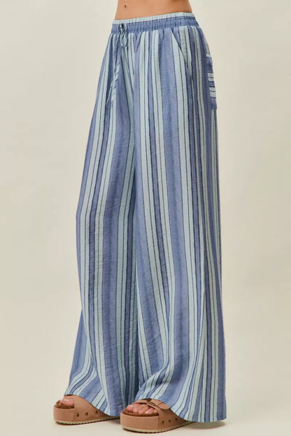 SO ME Stripe Wide Leg Pull On Pants