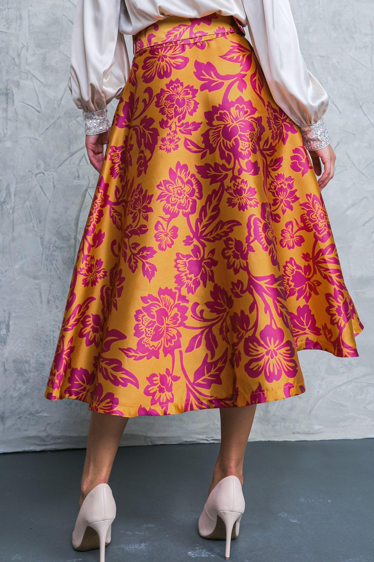 Perfect Refinement Woven Skirt
