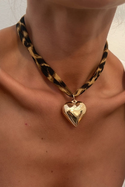 Lea Heart Charm Scarf Necklace