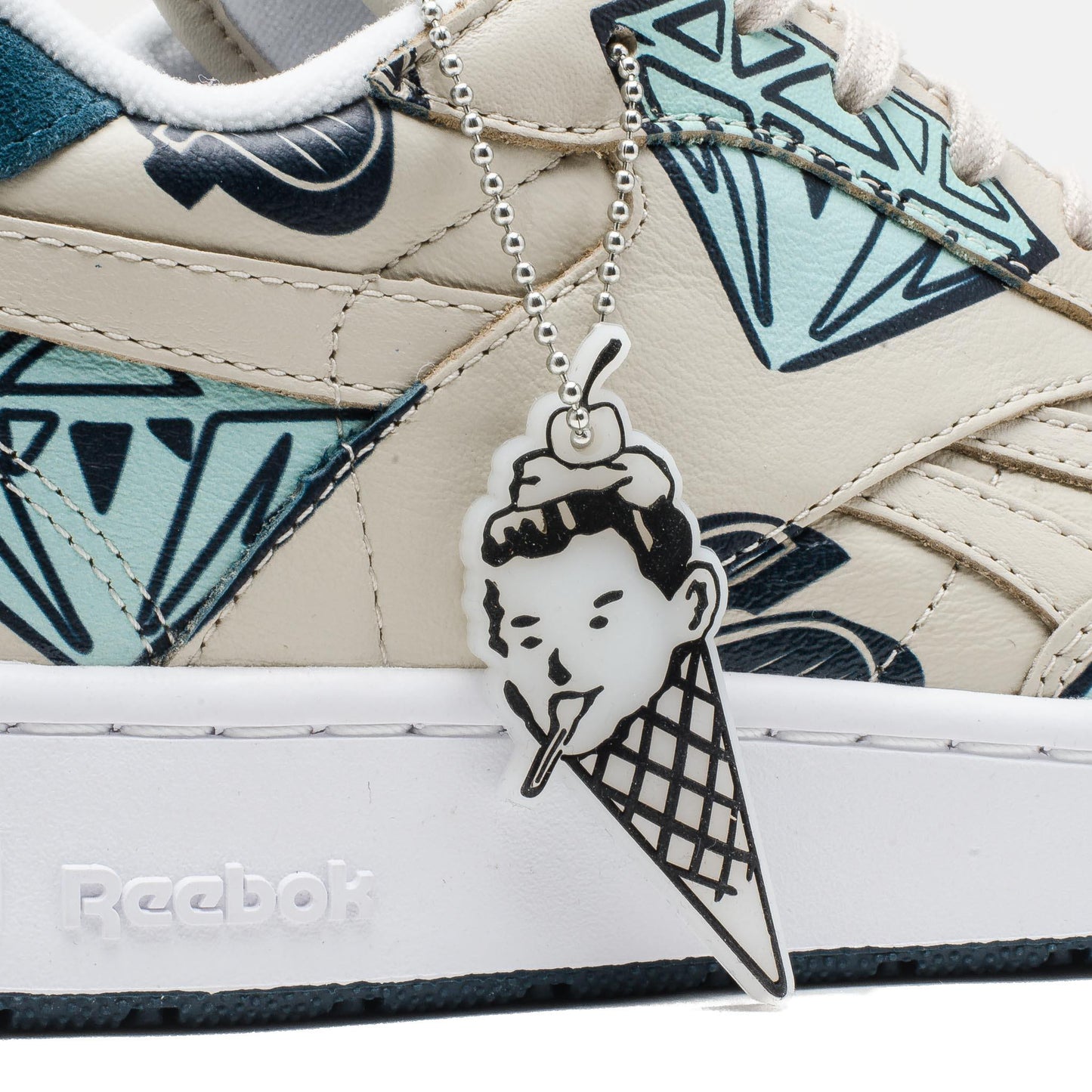 Stucco/Minblu/Tidblu-