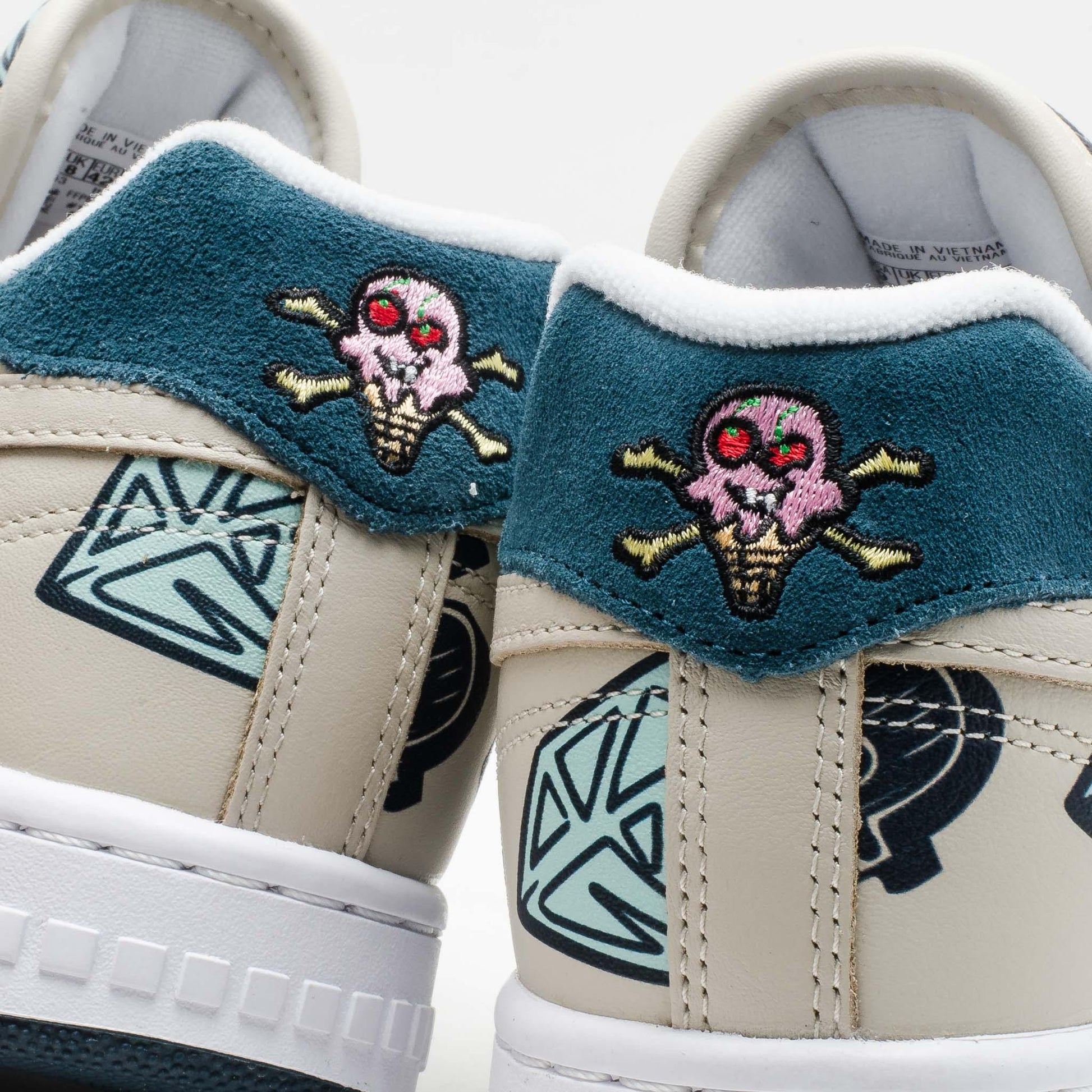 Stucco/Minblu/Tidblu-