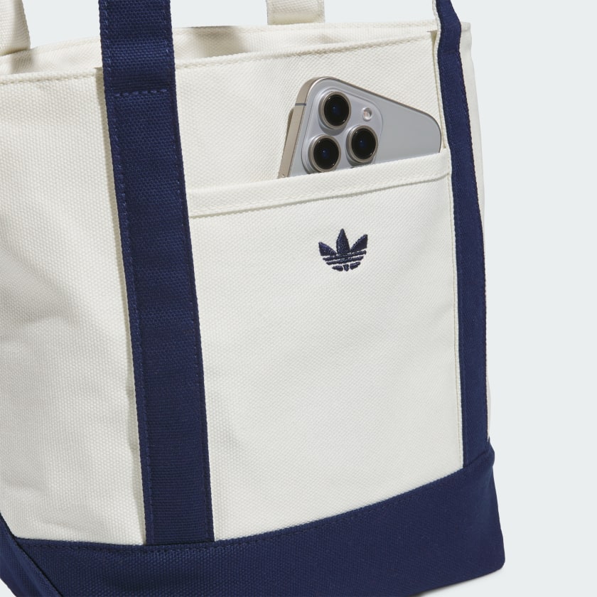 Off White / Night Indigo-