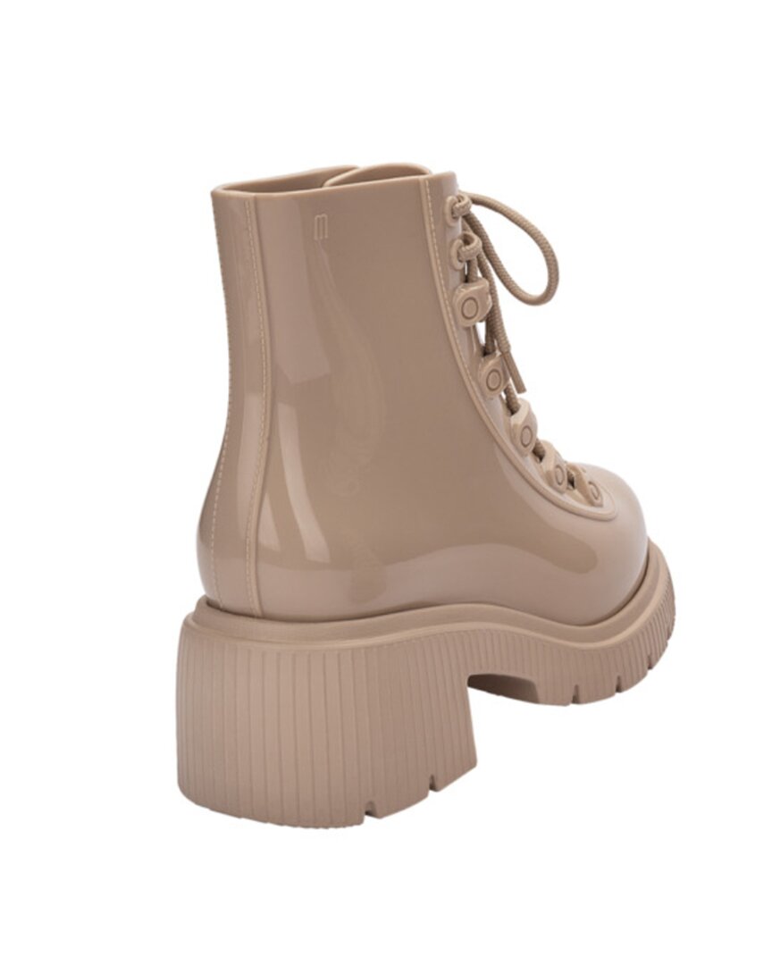 BEIGE-