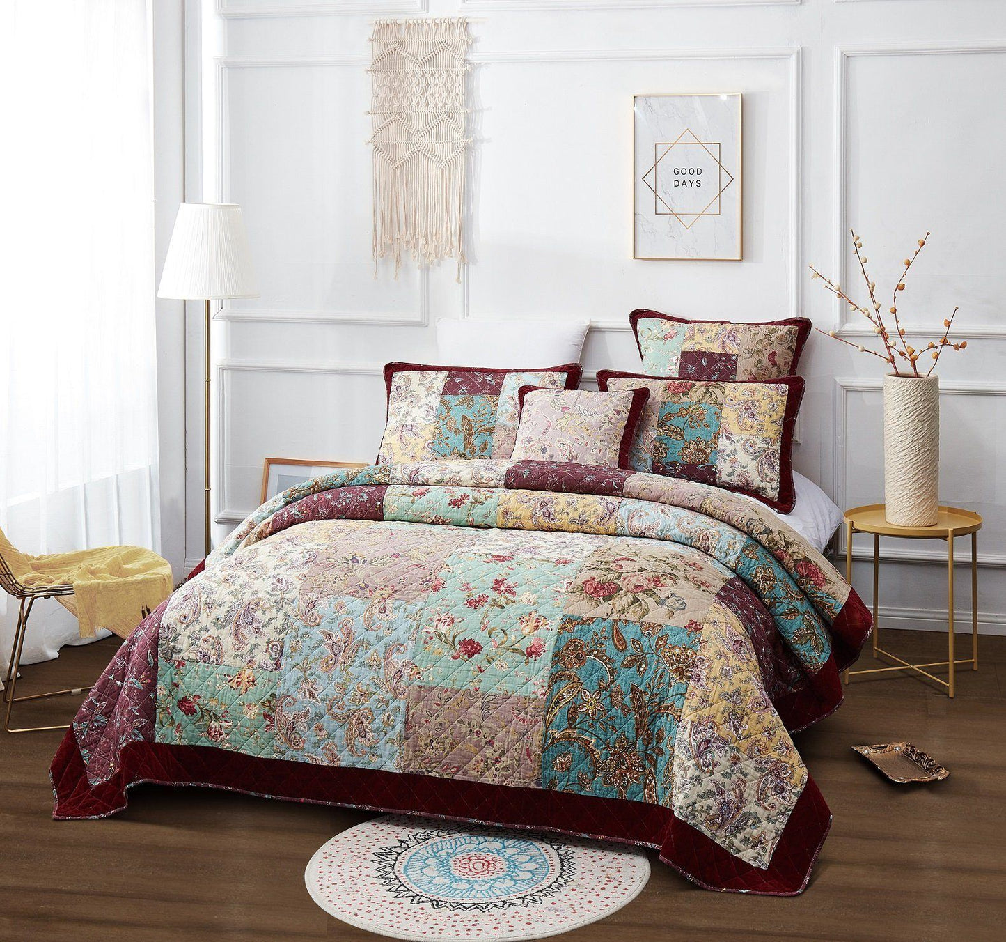 DaDa Bedding Burgundy Paisley Patchwork Cotton Quilt Set