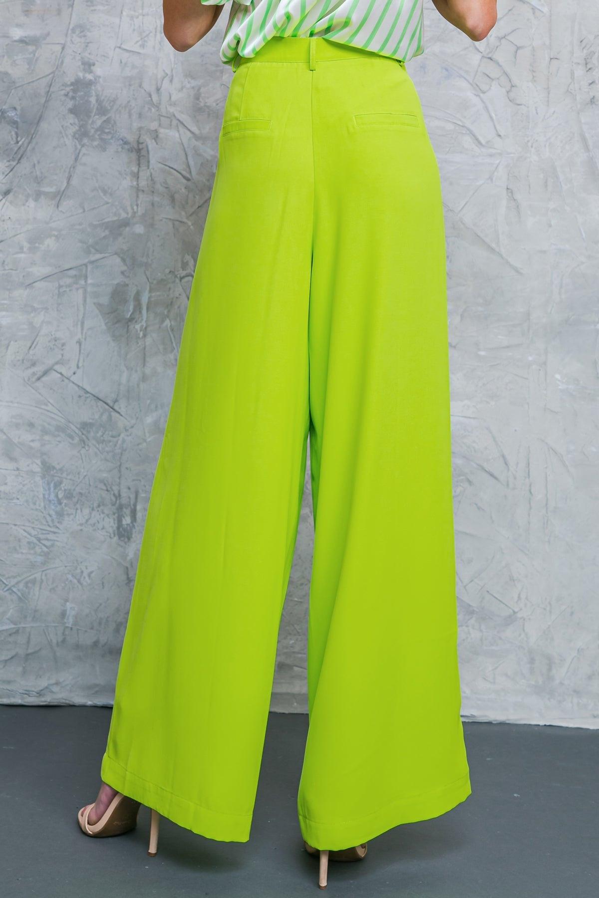 Upscale Aura Woven Pants