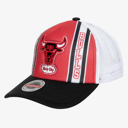 Mitchell & Ness Men's NBA Retro Trucker Snapback Hwc Bulls Snapback Caps