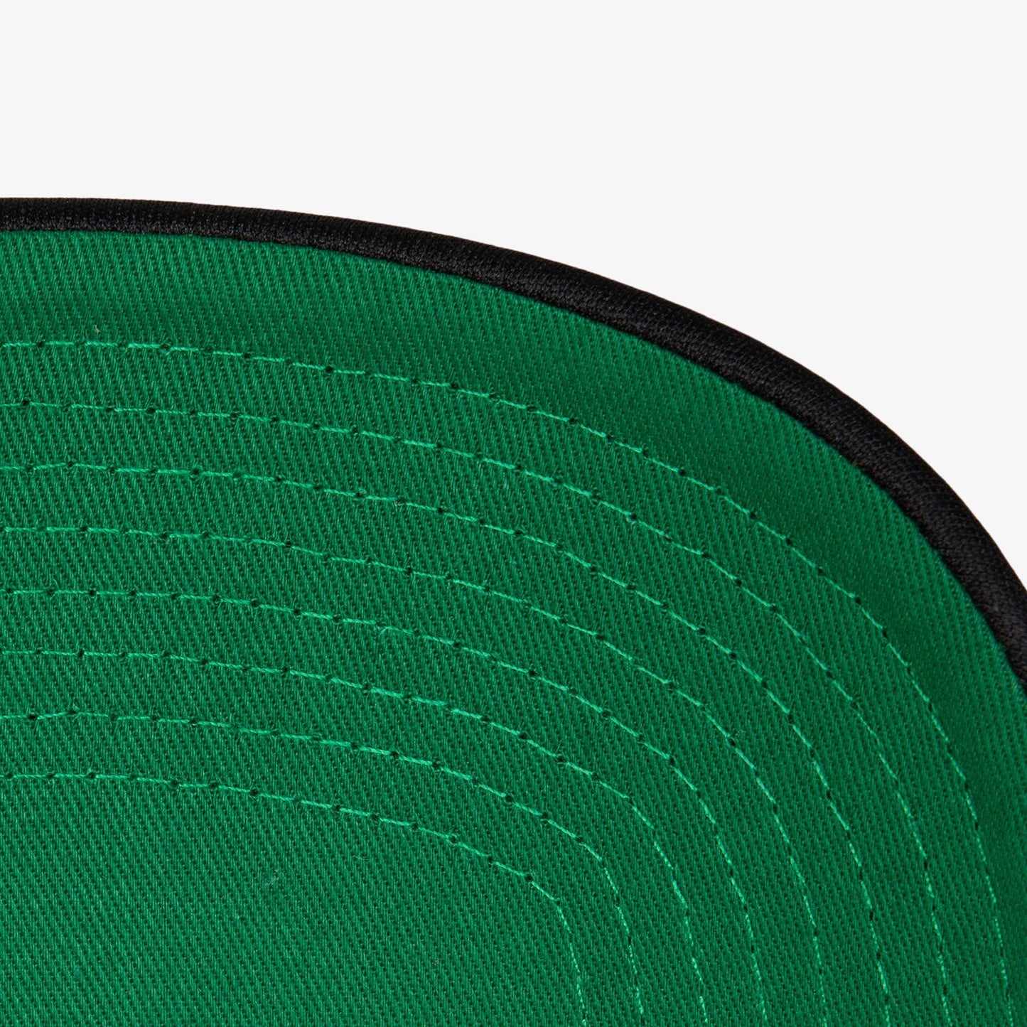 Mitchell & Ness Men's NBA Retro Trucker Snapback Hwc Bulls Snapback Caps