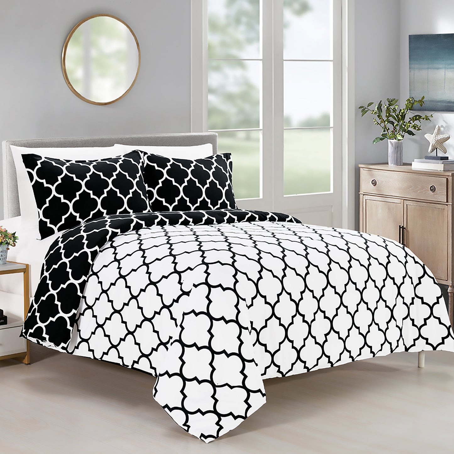 Elegant Comfort 3-Piece Moroccan Trellis Reversible Comforter Set
