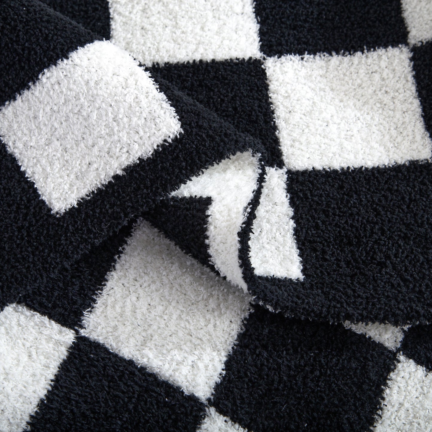 Elegant Comfort 50" x 70"  Ultra Soft Checkered Knitted Throw Blanket