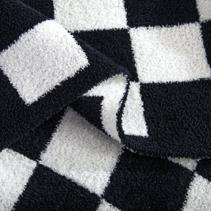 Elegant Comfort 50" x 70"  Ultra Soft Checkered Knitted Throw Blanket