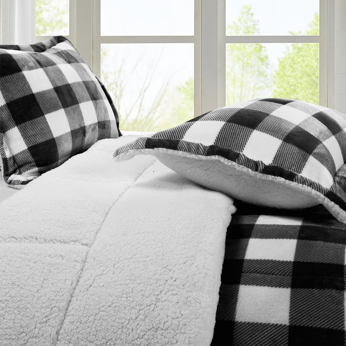 Elegant Comfort 3-Piece Buffalo Micro-Suede Reversible Sherpa - Lodge-Plaid Pattern Comforter Set