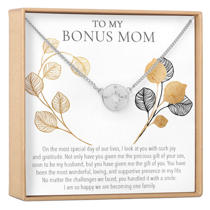 Bonus Mom Compass Pendant Necklace