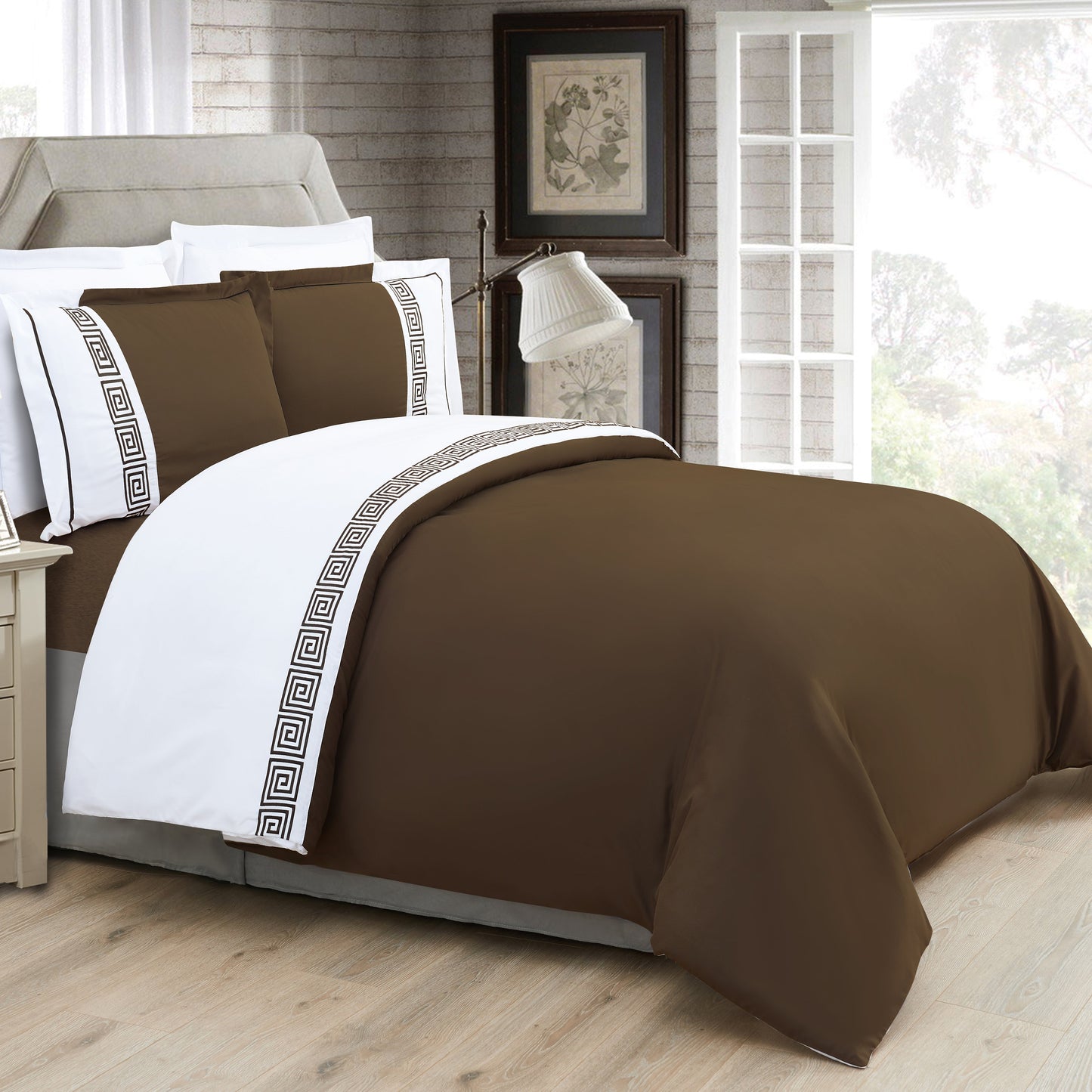 Elegant Comfort 3-Piece Greek Embroidered Duvet Cover Set