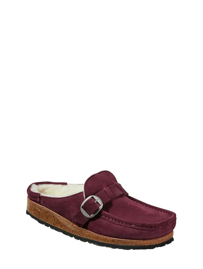 Maroon-