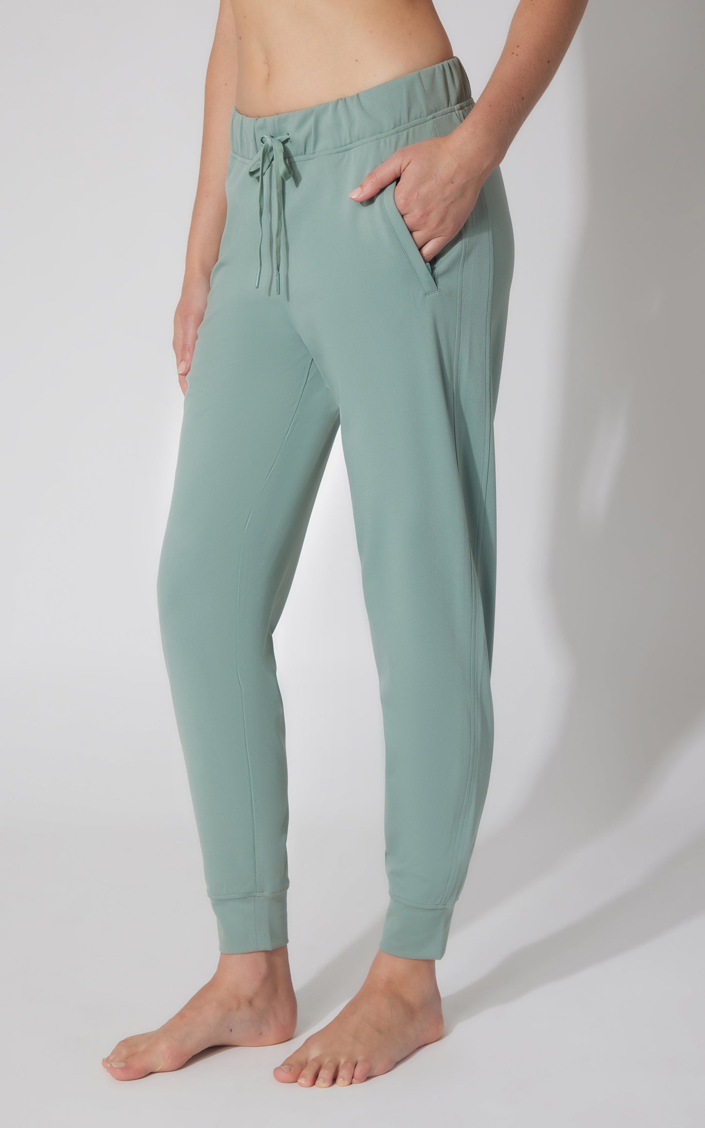 Lux Avenue Side Pocket Jogger