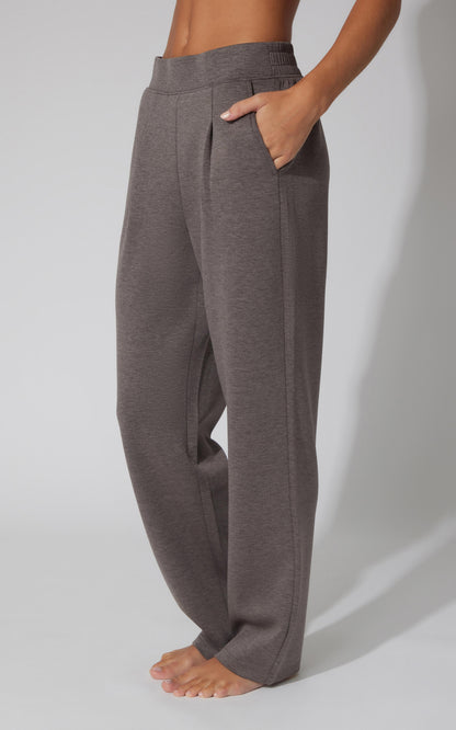 Softlite Straight Leg Pant - Our Cafe Story