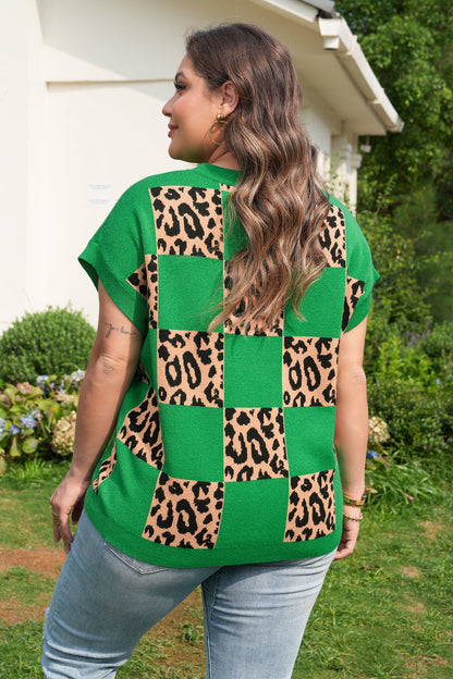 Threaded Pear Cattleya Checkered Short Sleeve Plus Sweater