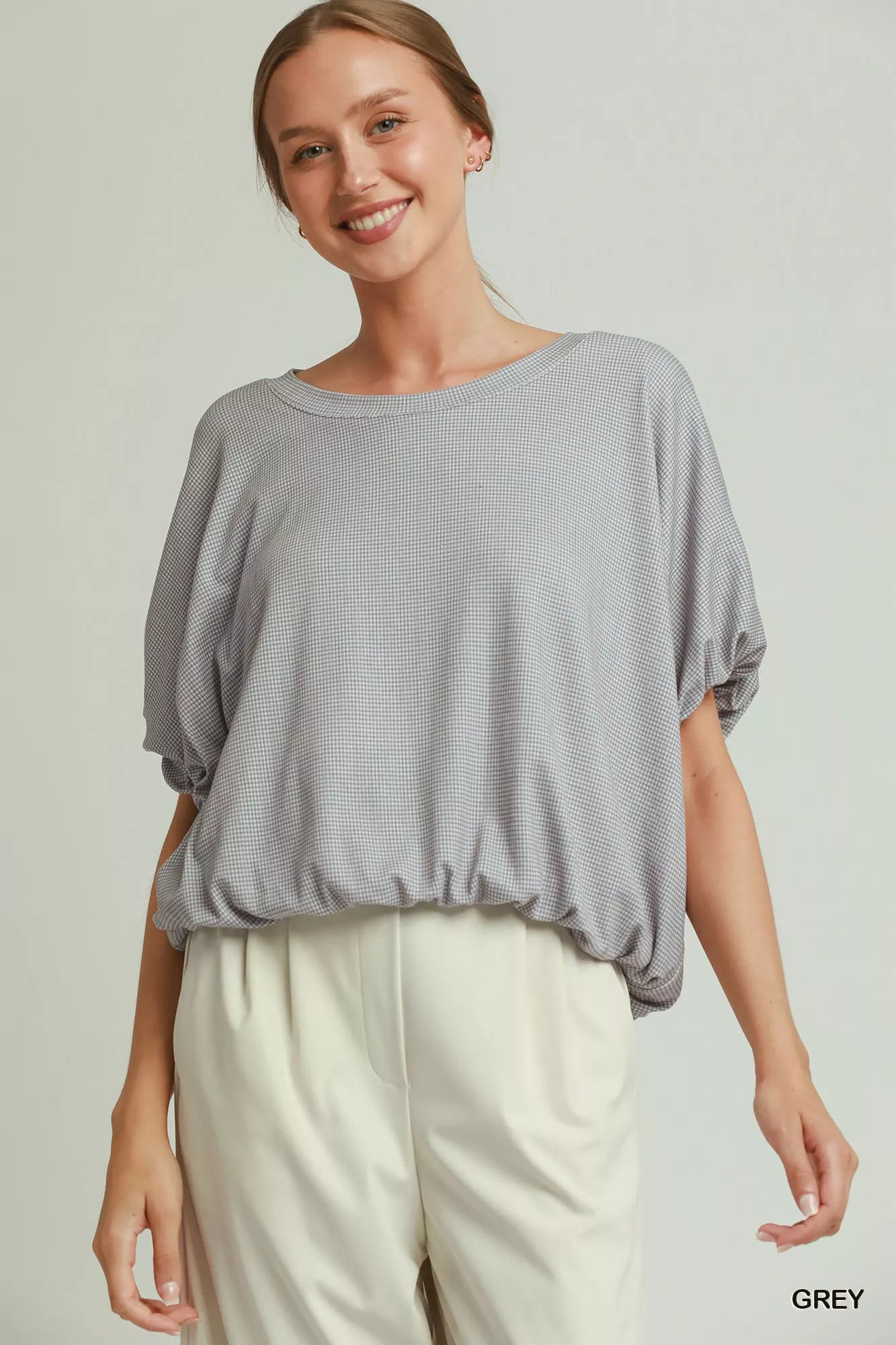Umgee Mini Texture Checkered Bubble Hem Top in Grey