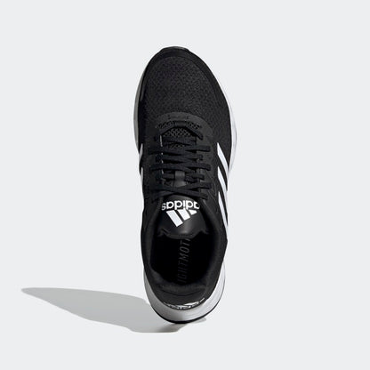 Core Black / Cloud White / Carbon-