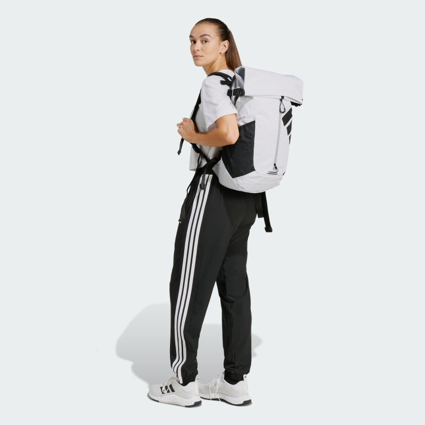White / Grey Three-