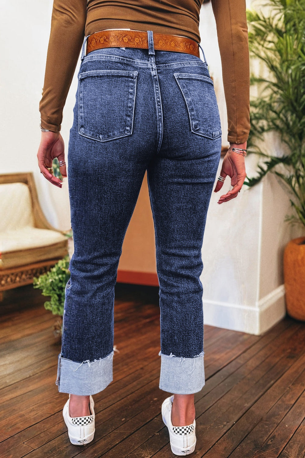 Threaded Pear Jacy Cuffs Distressed Straight High Waist Jeans