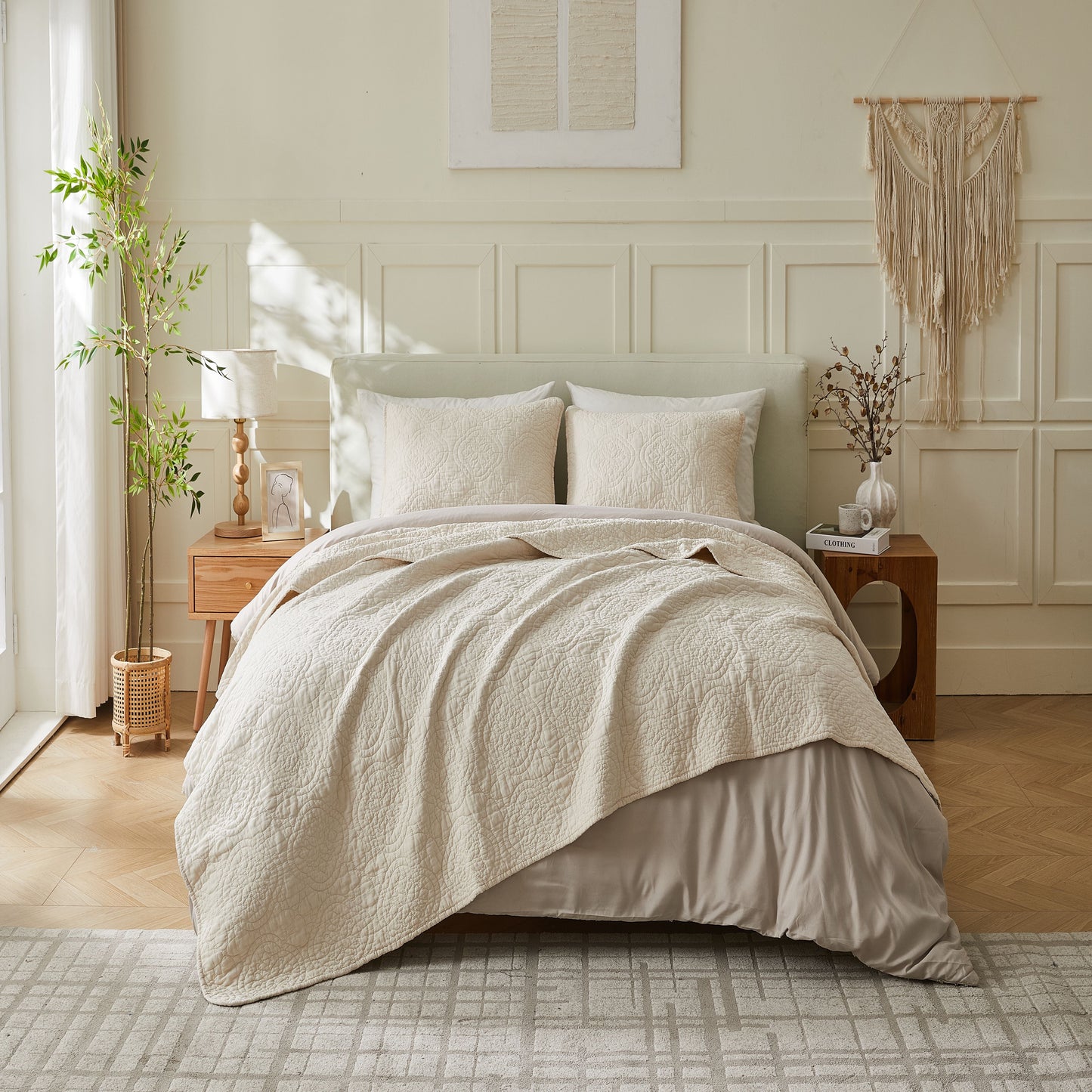 Patina Vie 3 Piece 100% Cotton Stitched Embroidered Quilt Set