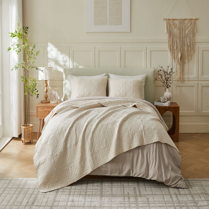 Patina Vie 3 Piece 100% Cotton Stitched Embroidered Quilt Set