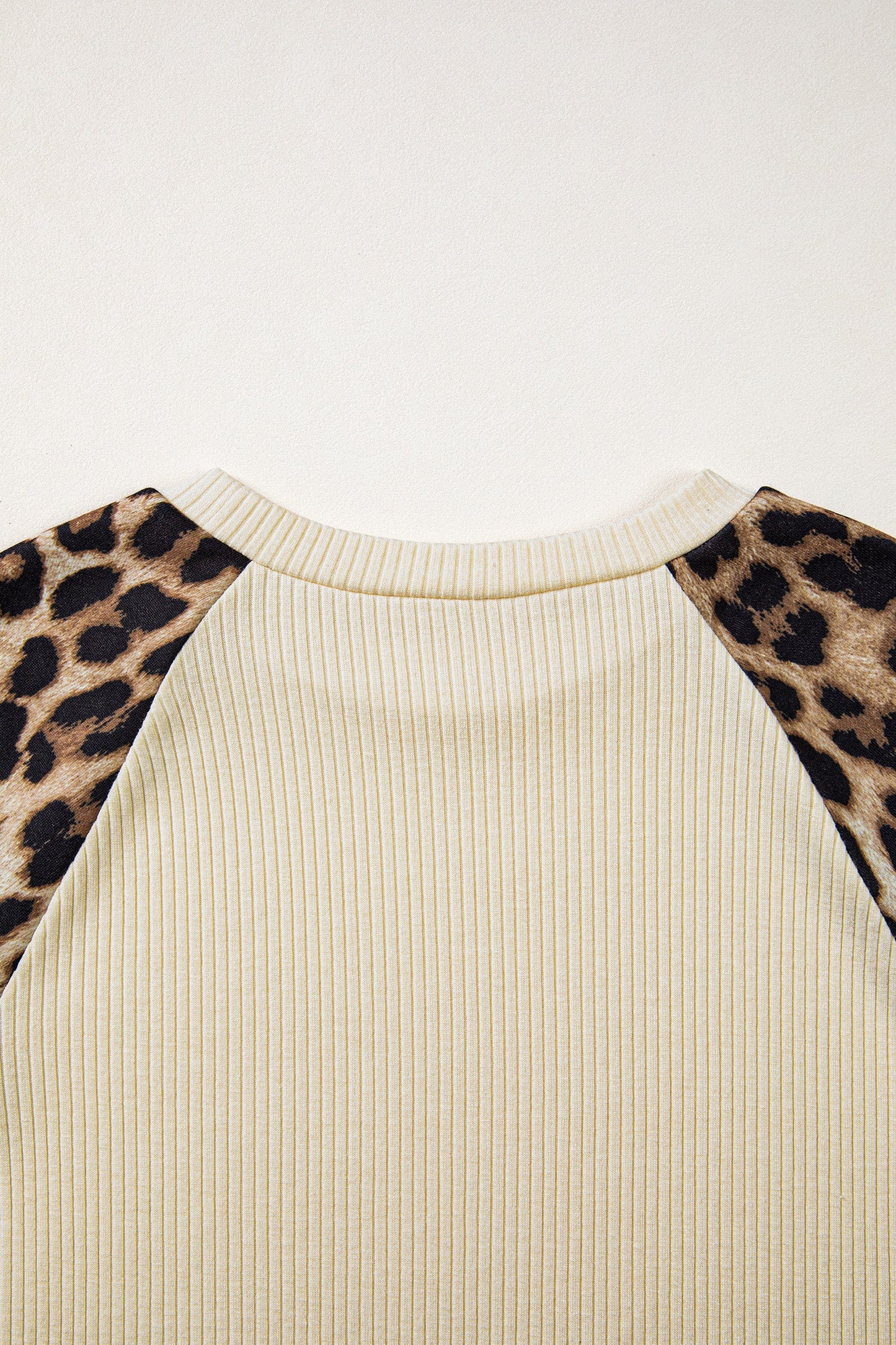 Threaded Pear Keily Contrast Sleeve Loose Tee