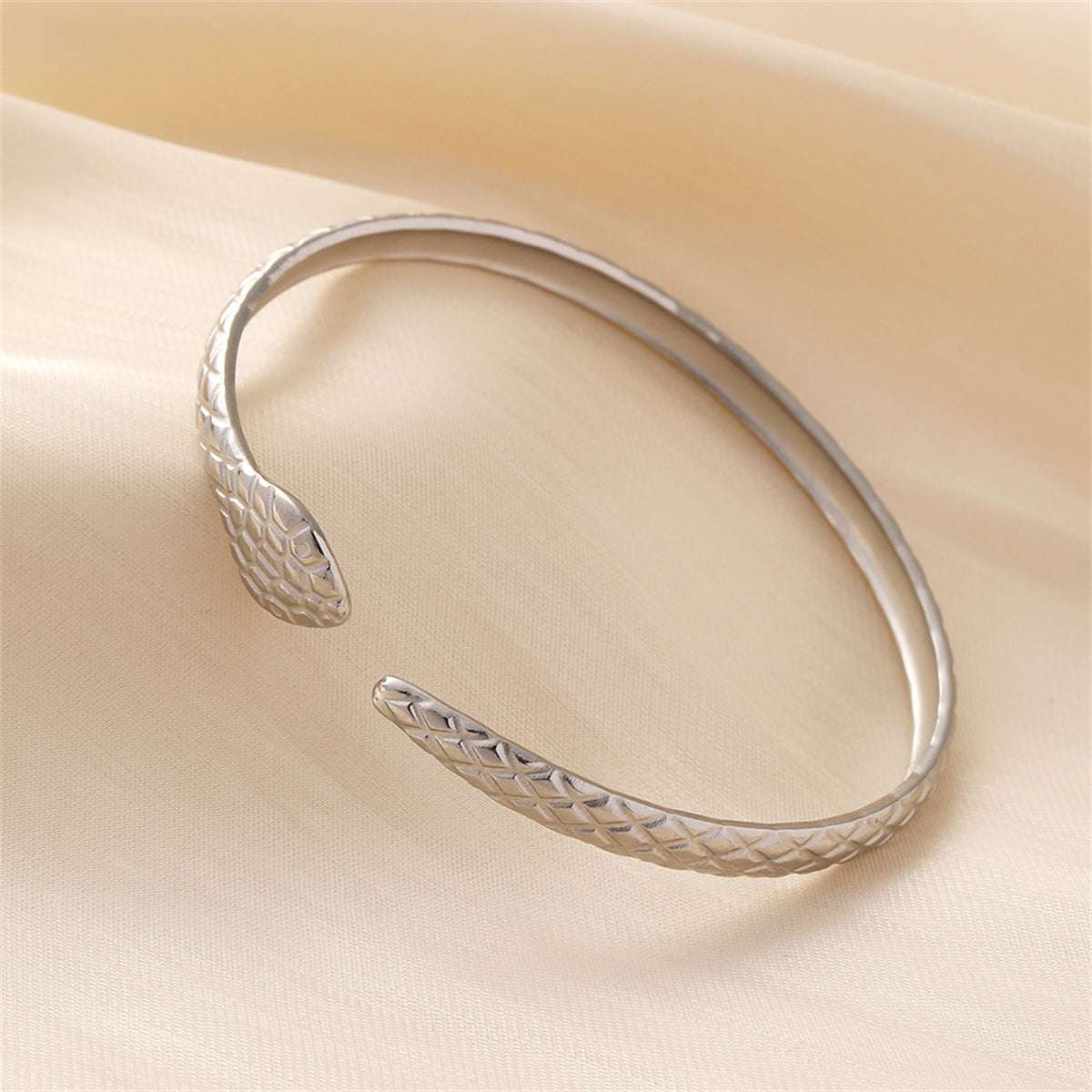Metallic-