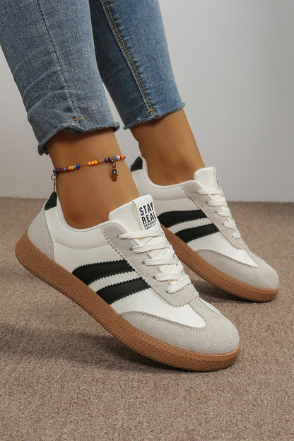 Threaded Pear Harper Leather Lace Up Shoes