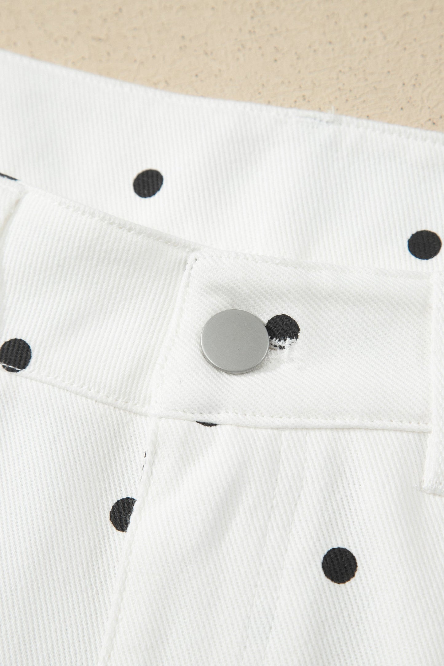 Threaded Pear Elise Embroidered Scallop Hem Shorts