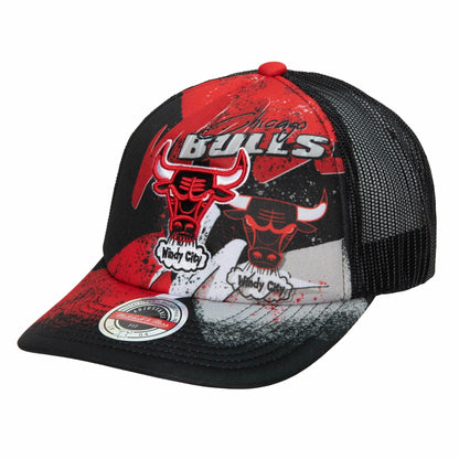 Mitchell & Ness Men's NBA Chicago Bulls Hyper Trucker Snapback