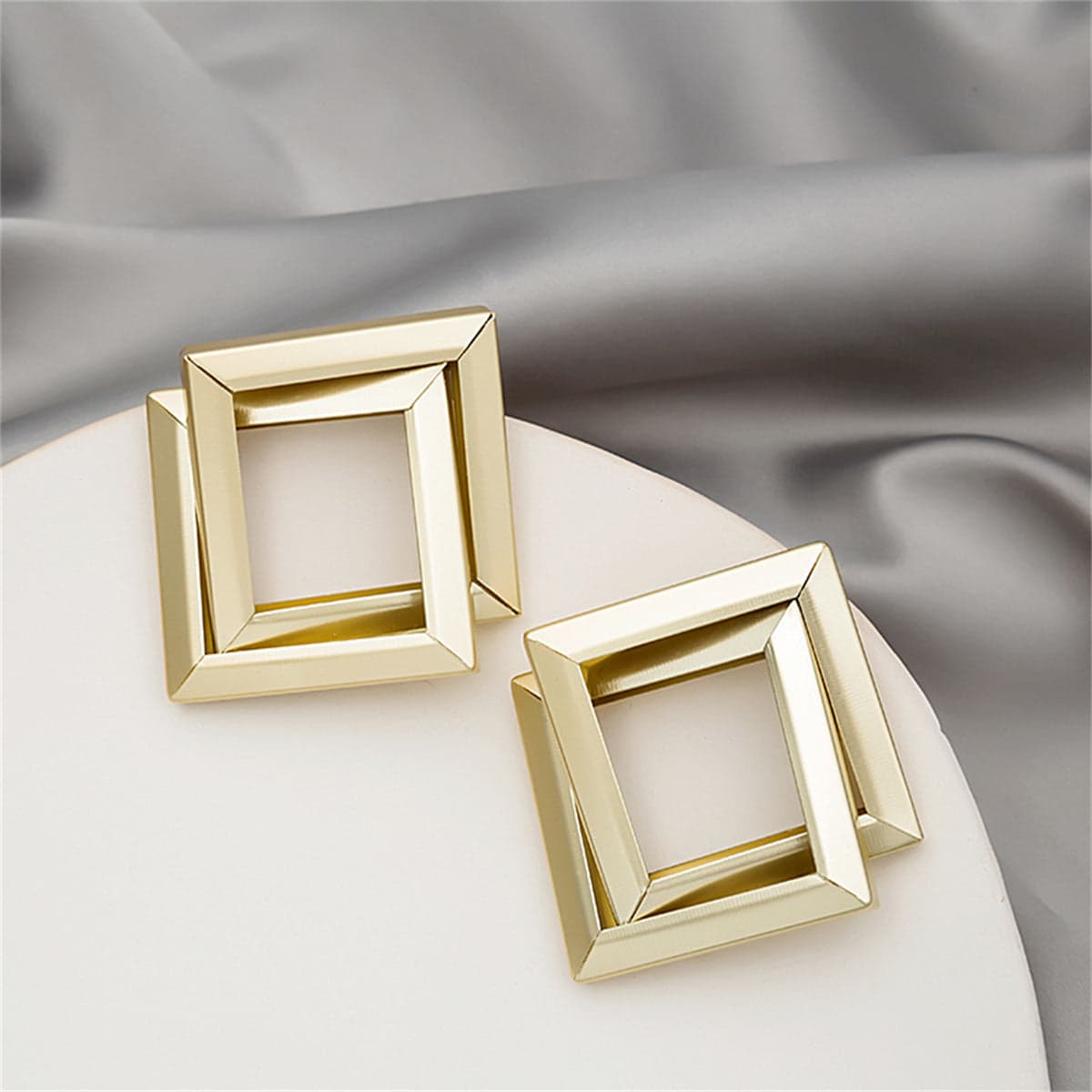 Metallic-