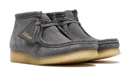 Clarks Women's Wallabee Boot Grey/Blue Suede Booties