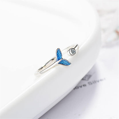 Blue Enamel & Cubic Zirconia Silvertone Fish Tail Ring