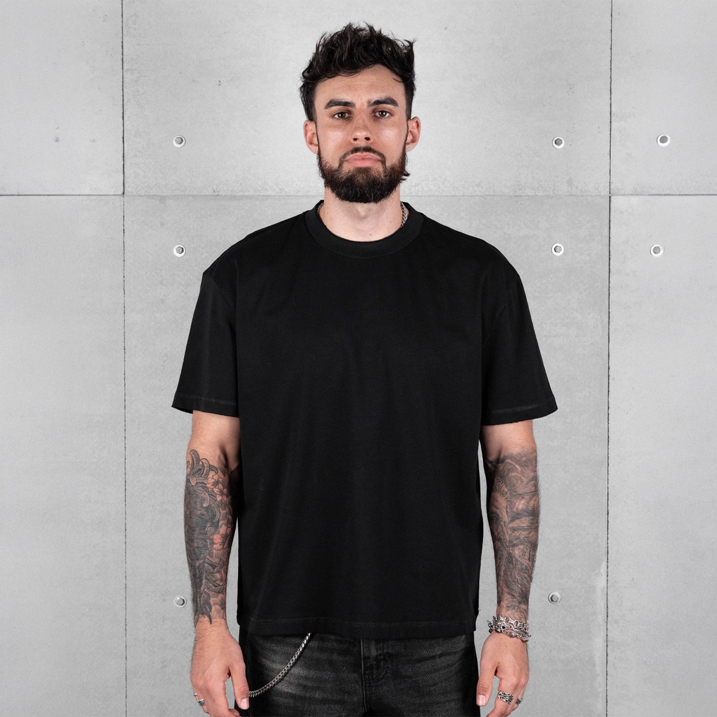 Commons Blank Star Embroidered Tee Jet Black