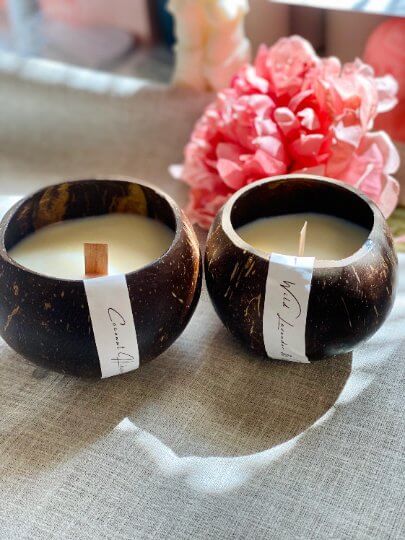 Decorative coconut shell candle