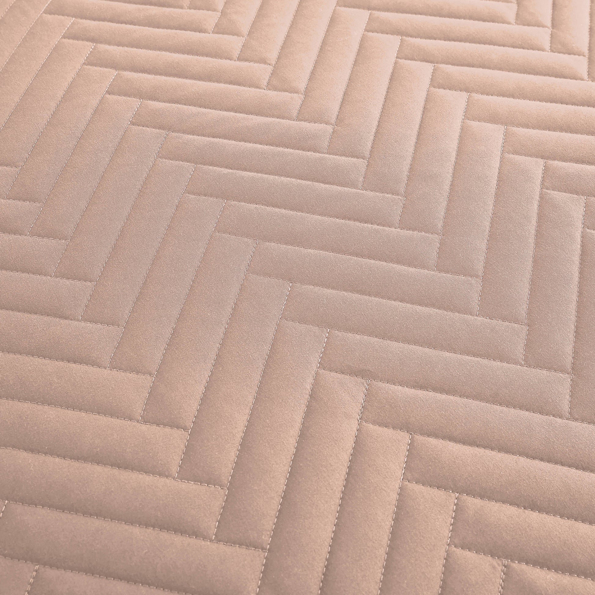 Chevron Rose Dust-