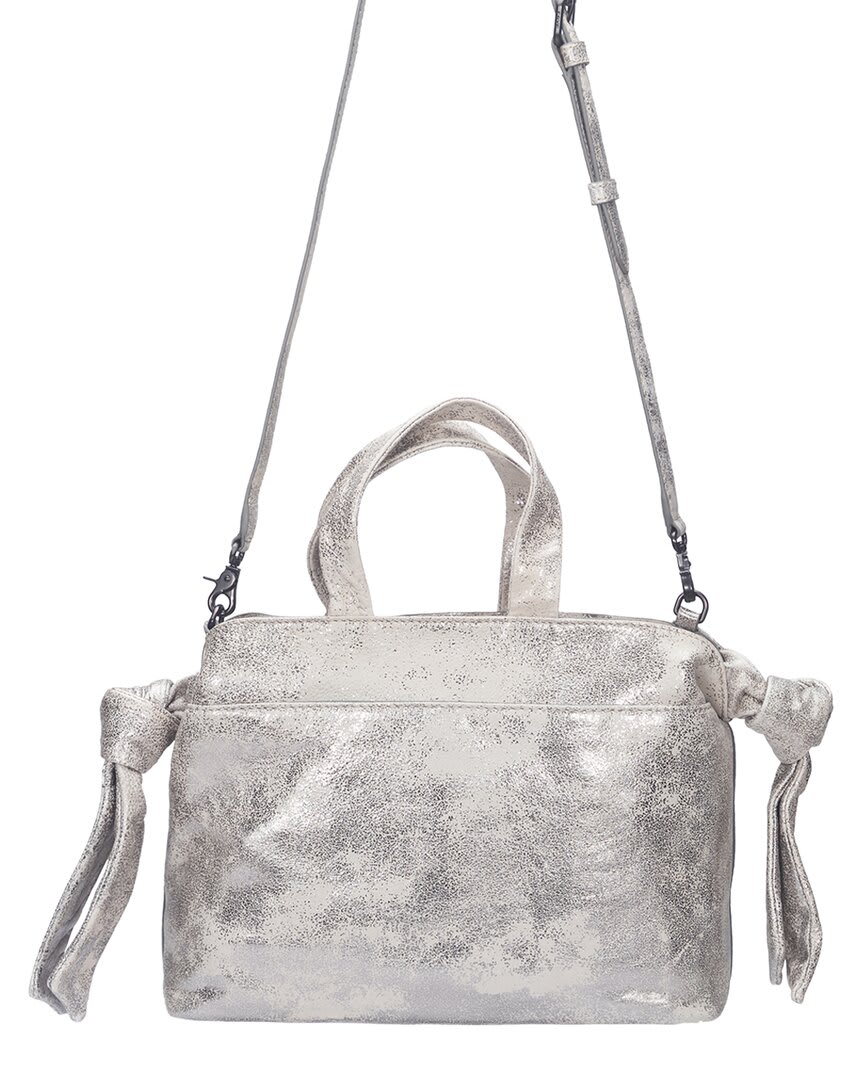 cream metallic-