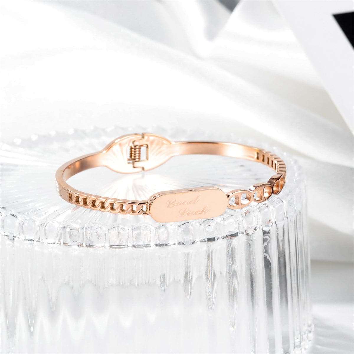 Metallic-