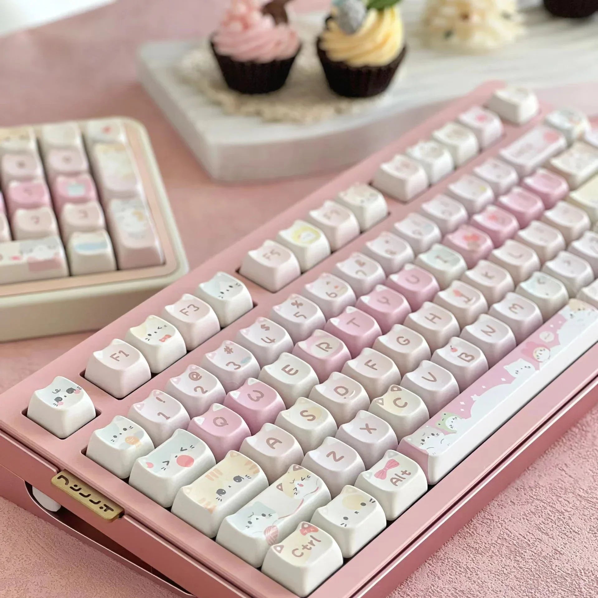 Kawaii Cat Keyboard Keycaps Set-