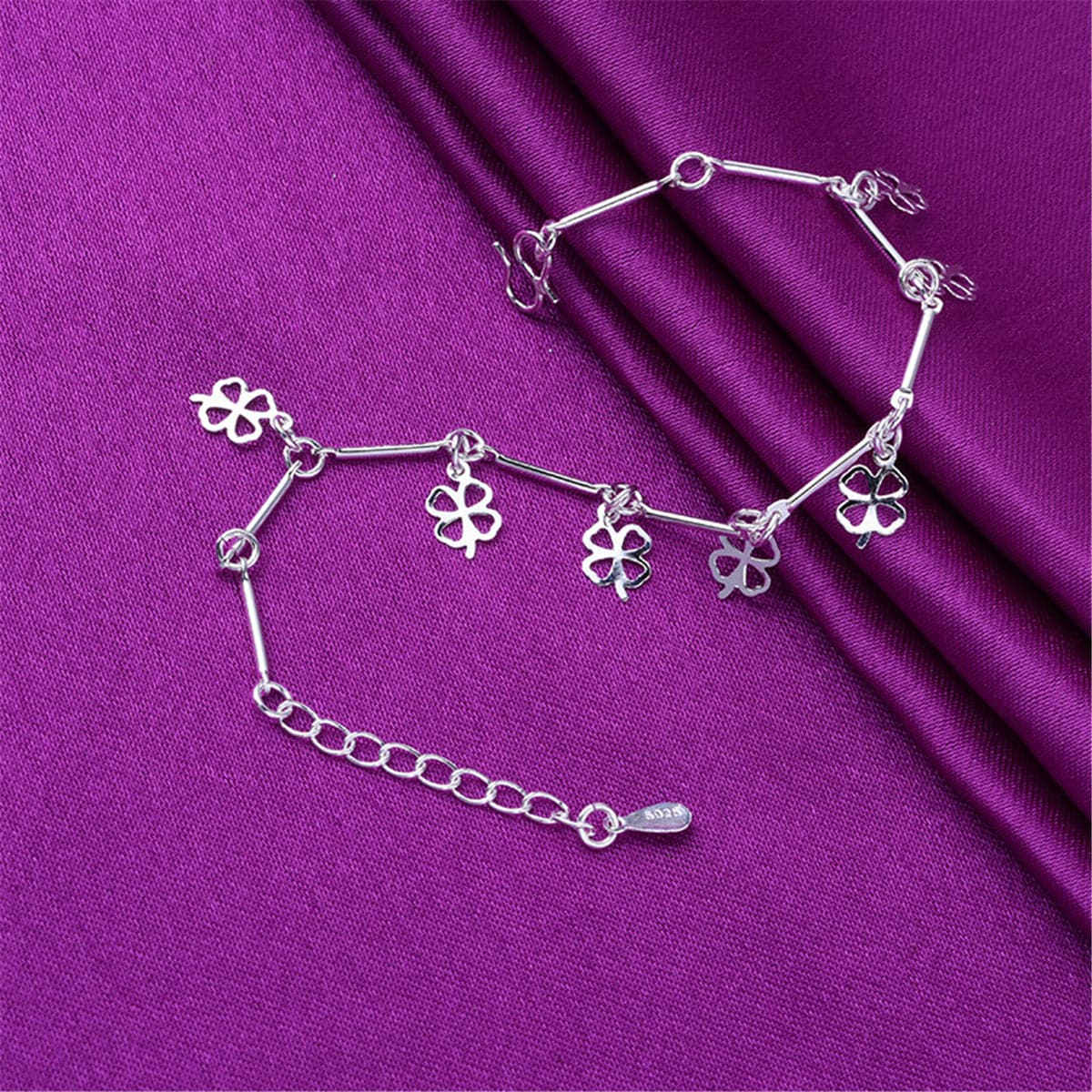 Silvertone Open Clover Charm Anklet