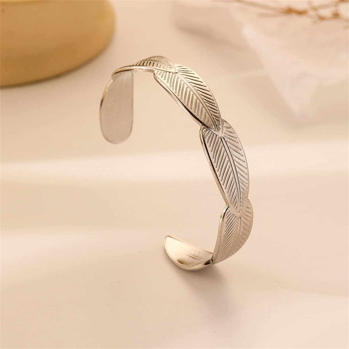 Metallic-