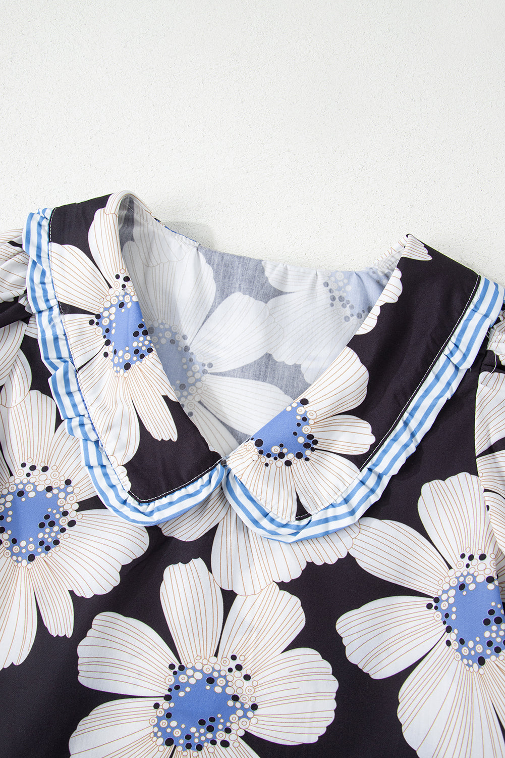 Threaded Pear Azariah Tie Sleeve Collared Blouse