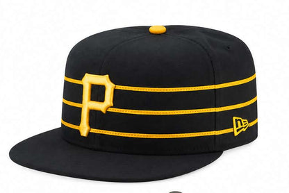 New Era Men's MLB 59Fifty Authentic Fitted Pirates